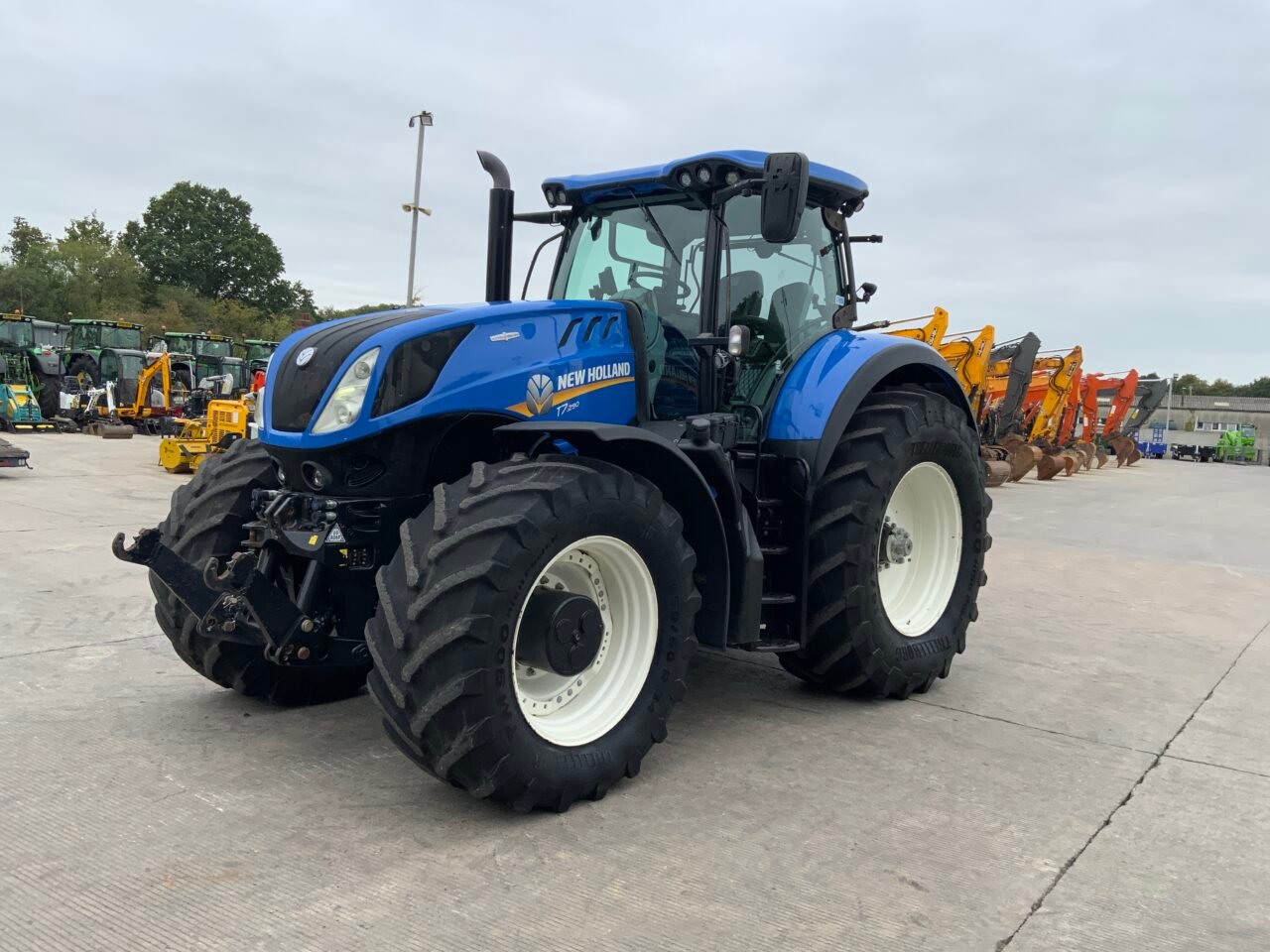New Holland T7.290 Tractor (ST24455) - Image 11
