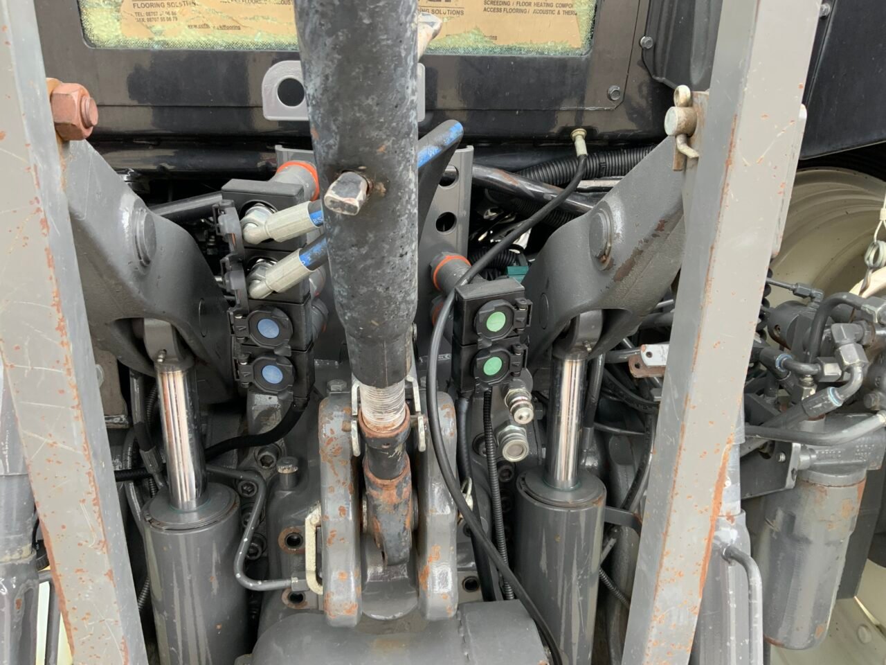 Valtra N103 Hi tech (ST23719) - Image 12