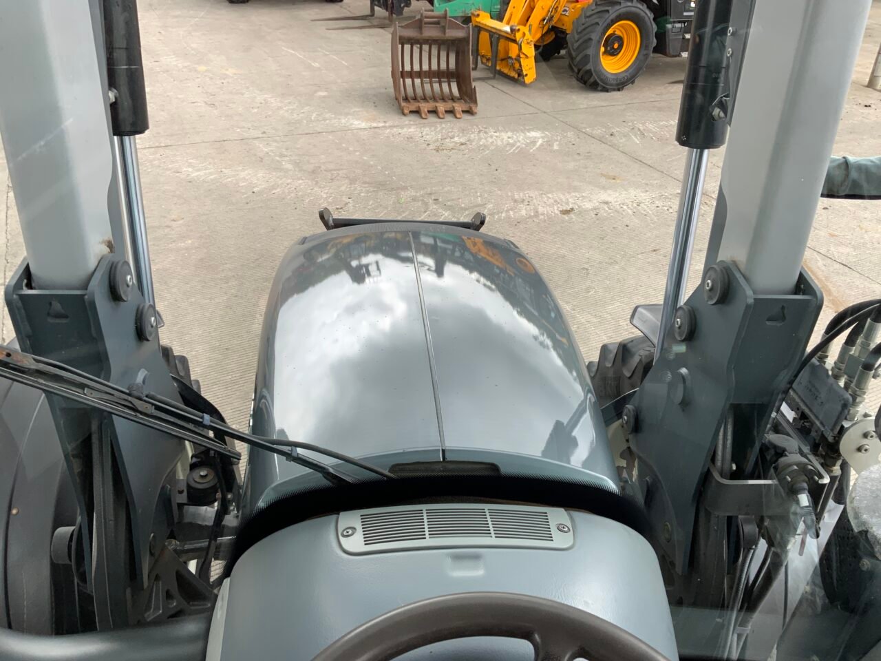Valtra N103 Hi tech (ST23719) - Image 4