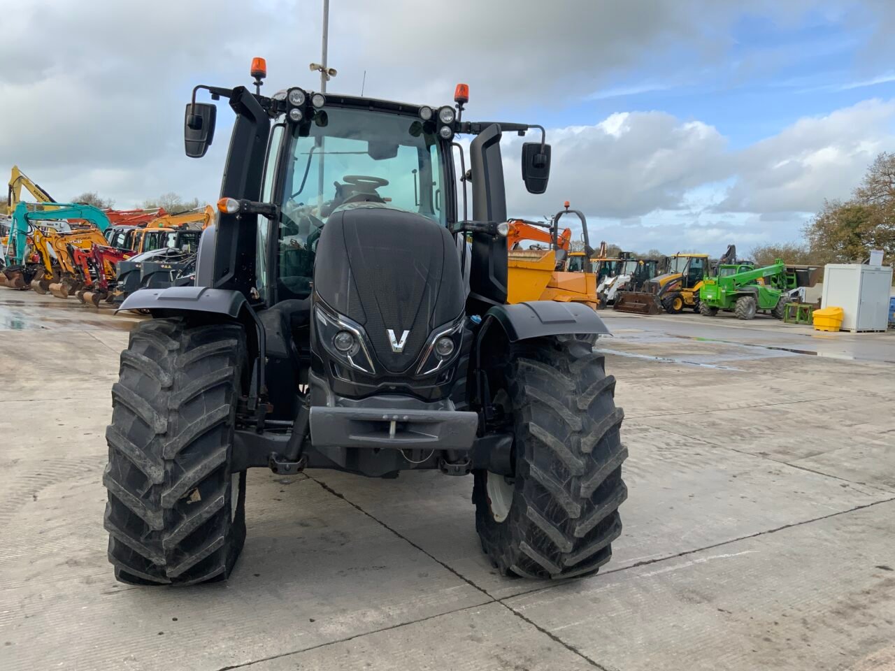 Valtra T174 Hi Tech Tractor (ST25043) - Image 14