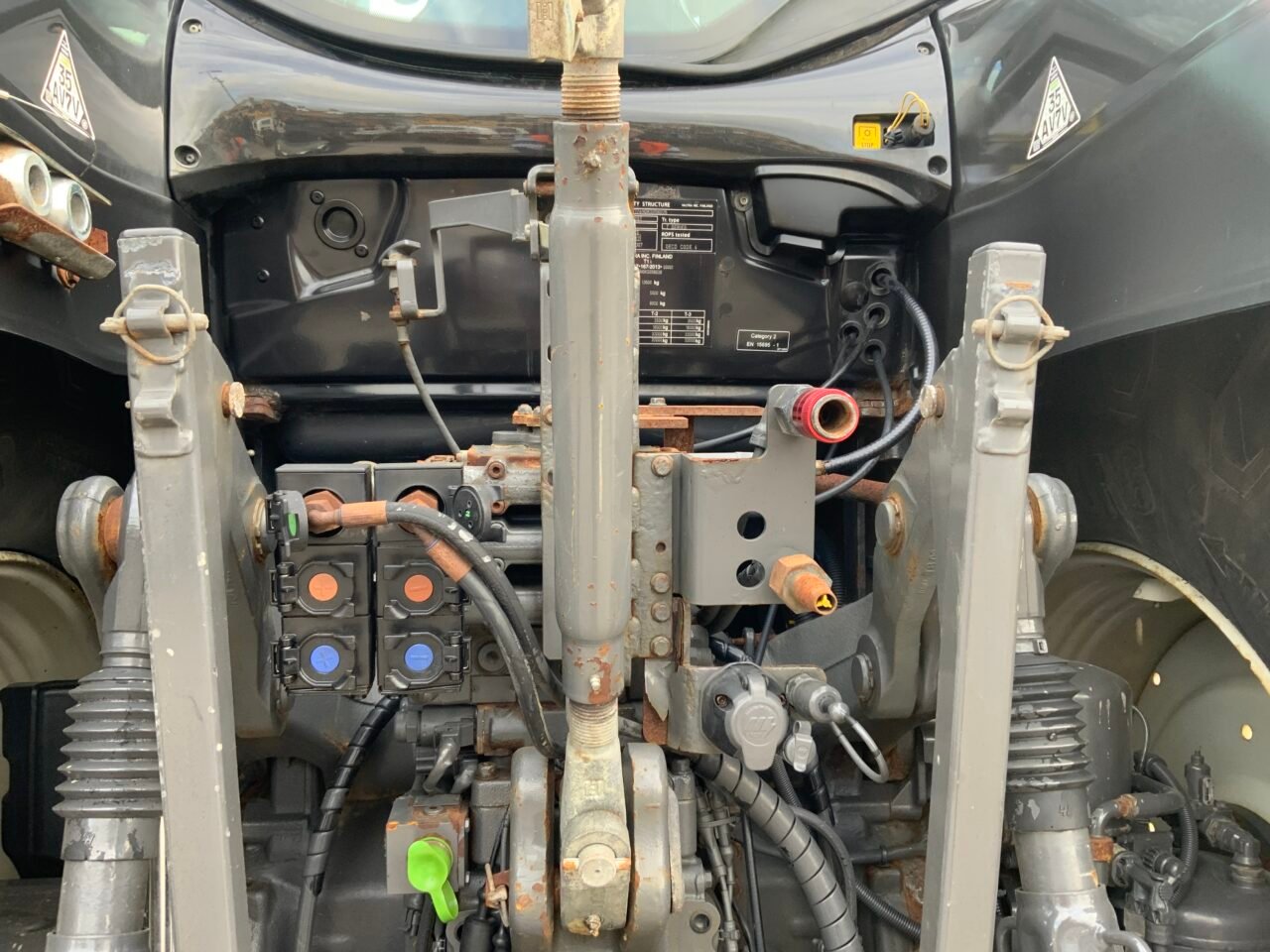Valtra T174 Hi Tech Tractor (ST25043) - Image 11