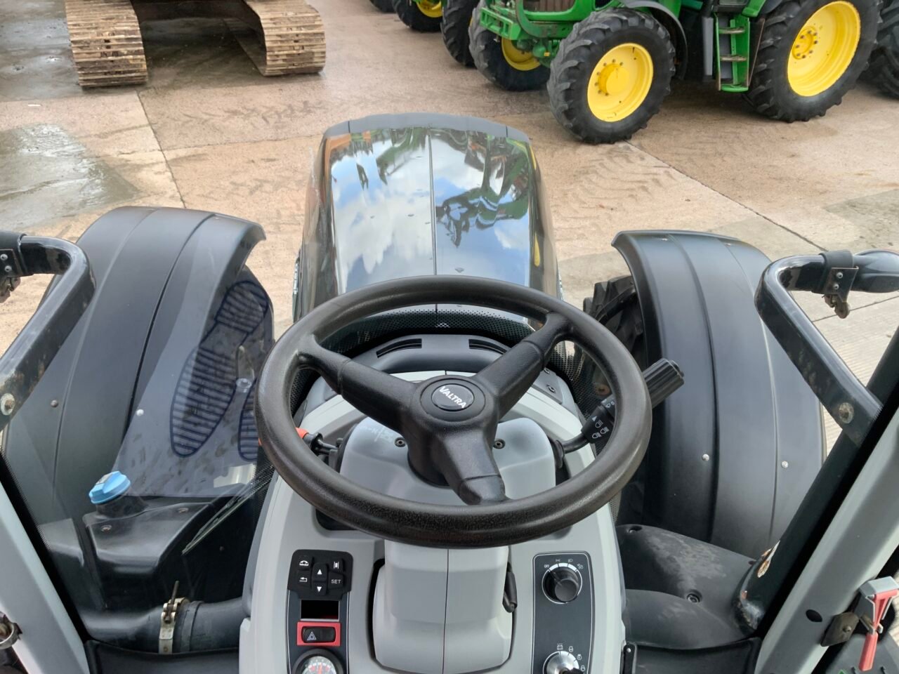 Valtra T174 Hi Tech Tractor (ST25043) - Image 7